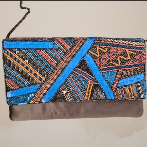 Charming Charlie’s Evening Sequin & Satin Clutch - Picture 3 of 6